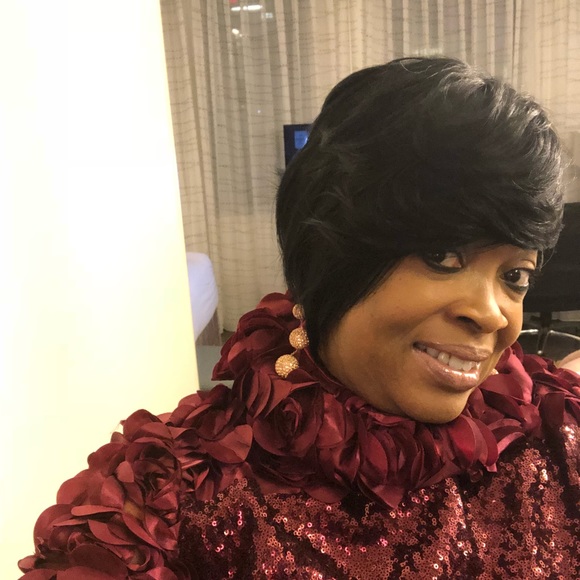 Meet your Posher, Joy - Picture 4 of 6